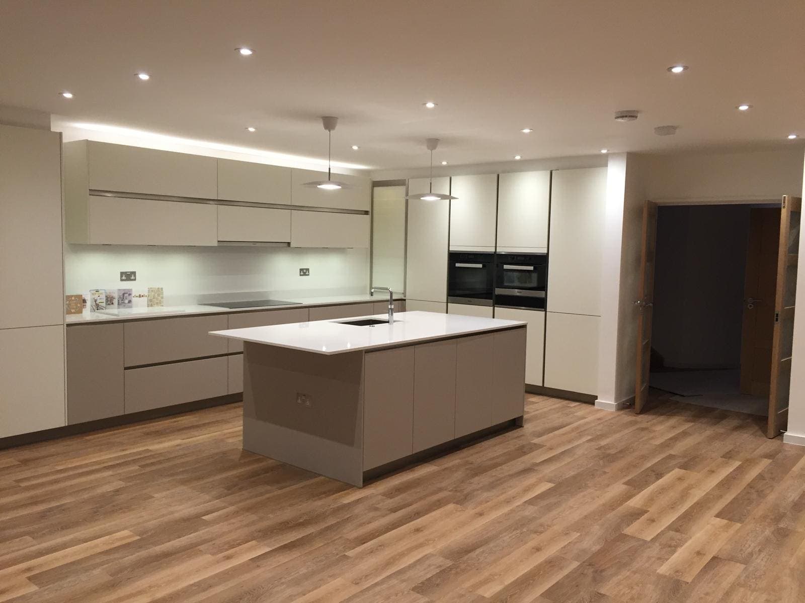Eco-Friendly New Build Home, Mill Hill, photo 2