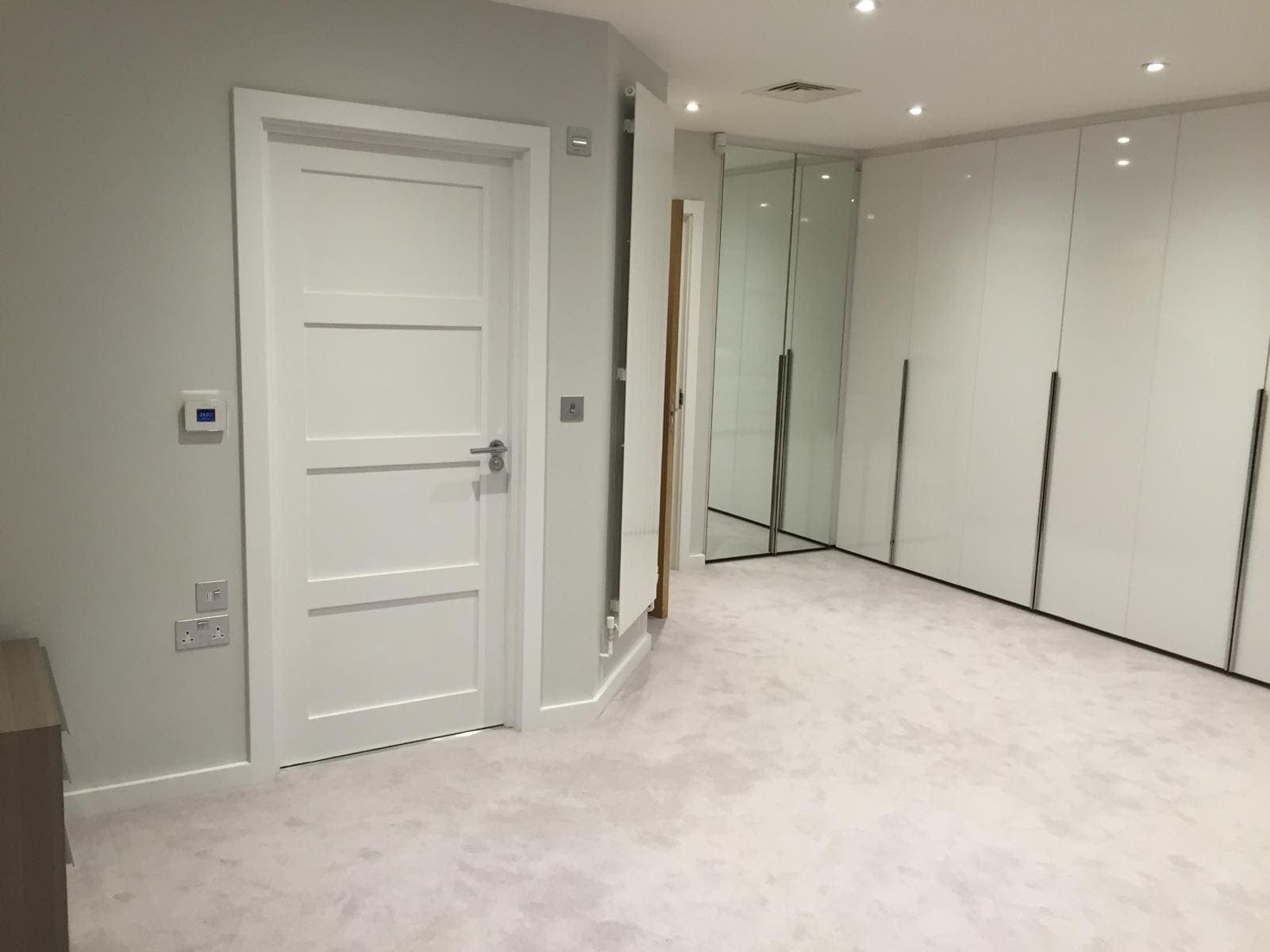 Eco-Friendly New Build Home, Mill Hill, photo 4